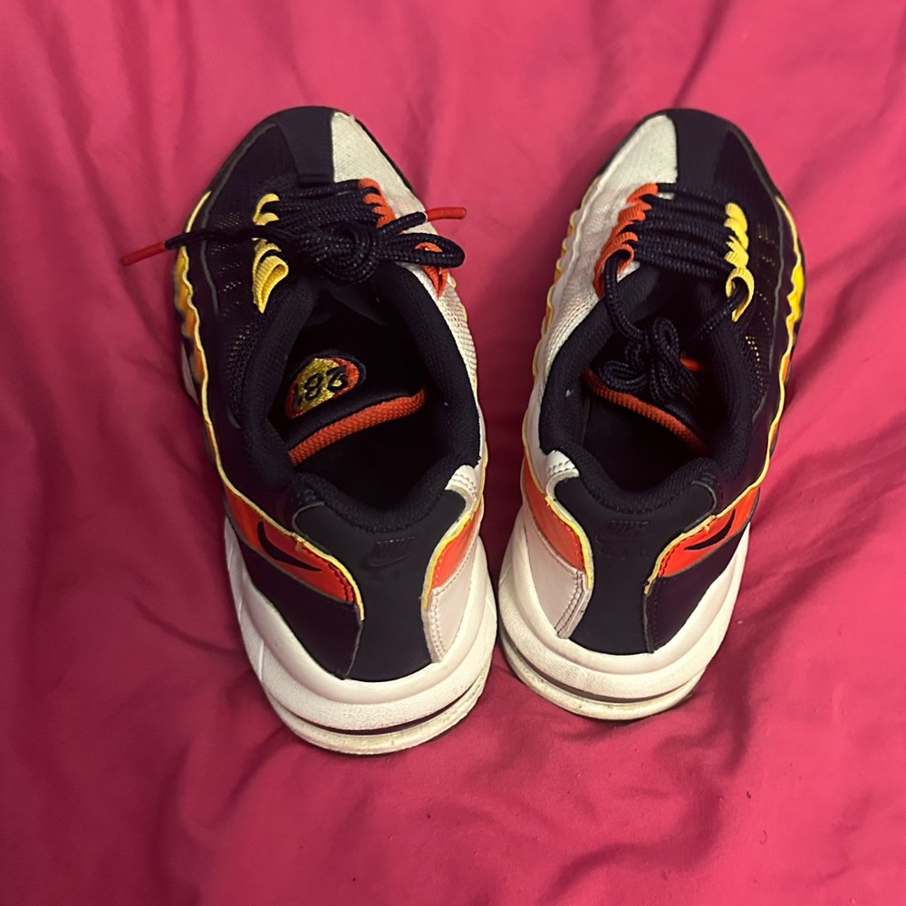 Nike Kids Sneakers Blue White Orange Yellow - Picture 2 of 5